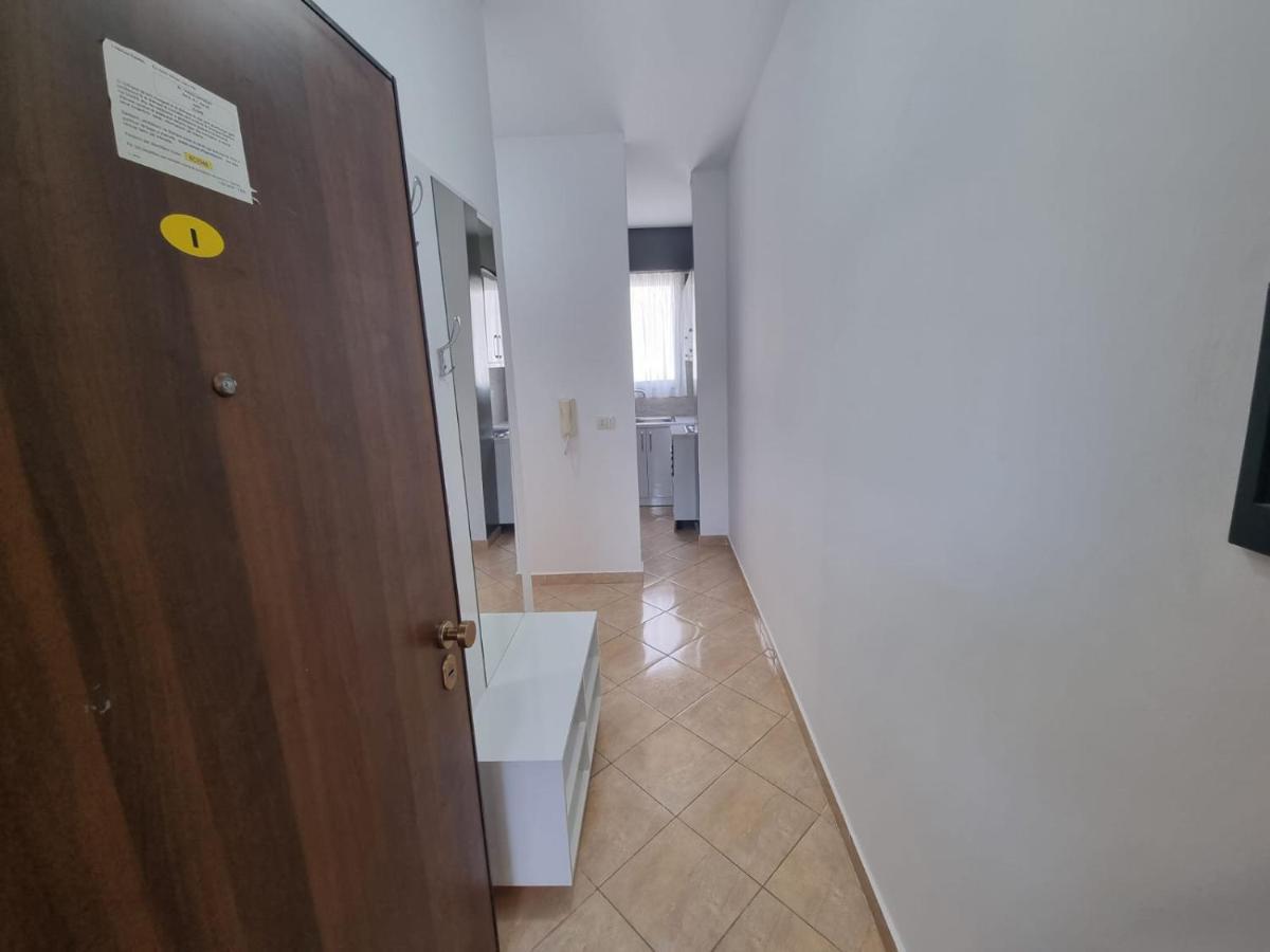 Bellavista Apartment Vlorë Екстериор снимка