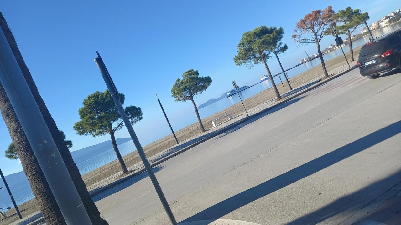Bellavista Apartment Vlorë Екстериор снимка